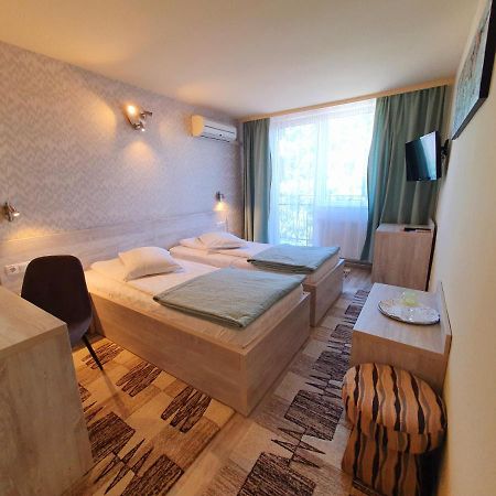 Kon Tiki Hotel Sibiu Exterior foto