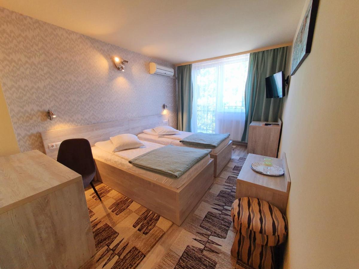 Kon Tiki Hotel Sibiu Exterior foto